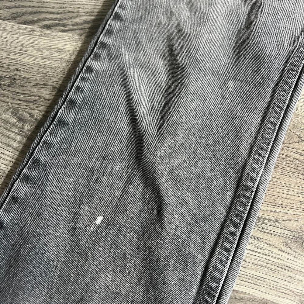 VTG Levis 505 Jeans Fits 32x28.5 Regular Fit Black Denim Faded Grunge Distressed